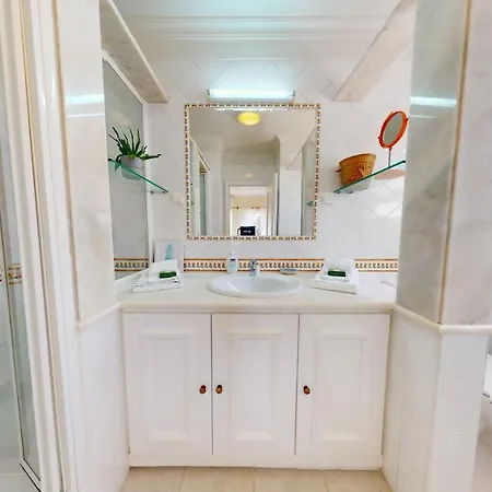 Sunset,sleeps 9,heatable Pool,walk To Marina *