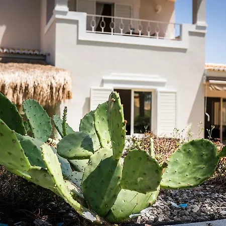 Villa Sunset,sleeps 9,heatable Pool,walk To Marina Vilamoura