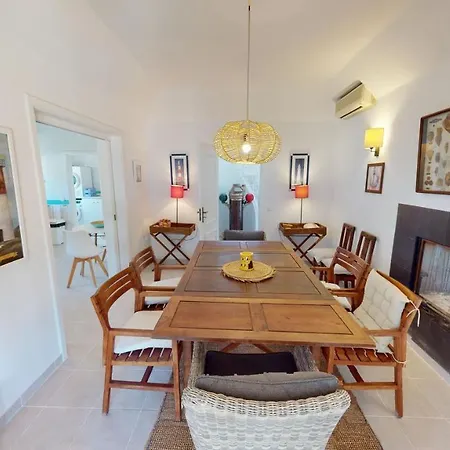 Sunset,sleeps 9,heatable Pool,walk To Marina Виламура